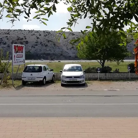 Apartamento In Lopar/insel Rab 36121 *